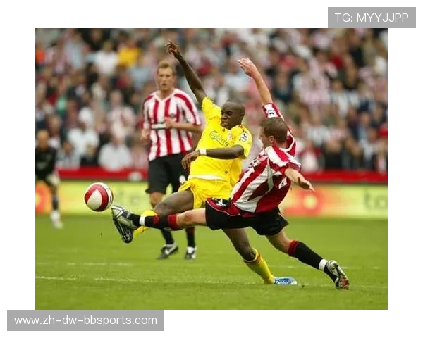 李铁曾效力过几支英超球队及职业生涯回顾